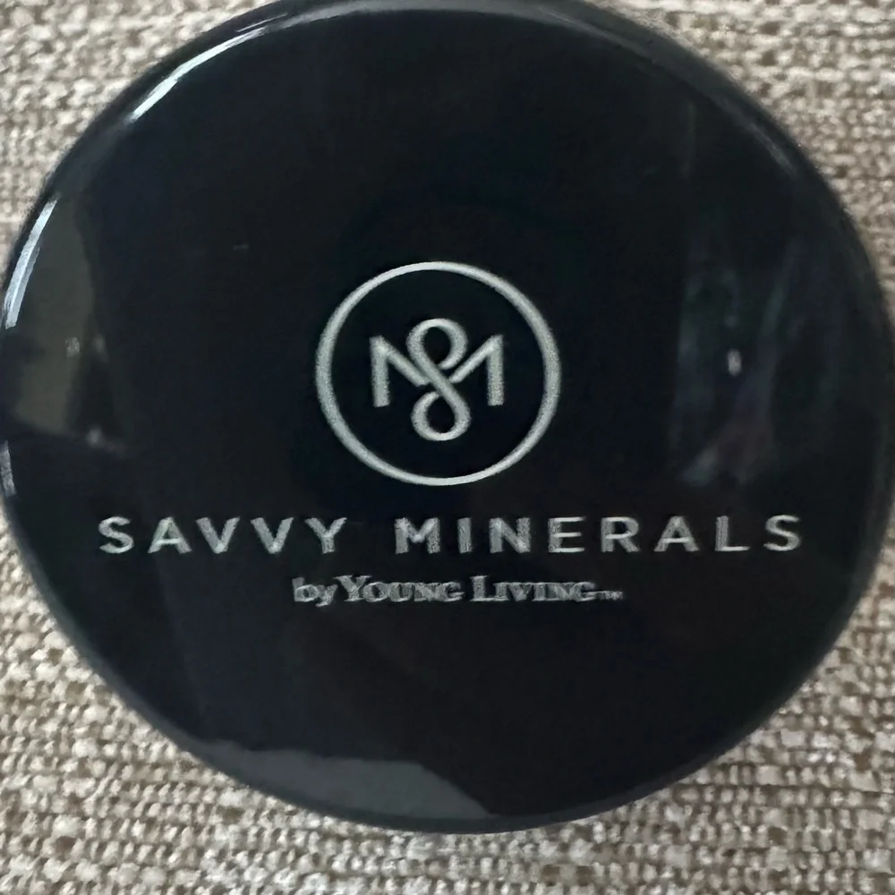 Free essential oil necklace with 2 or more purchase of Young Living powder